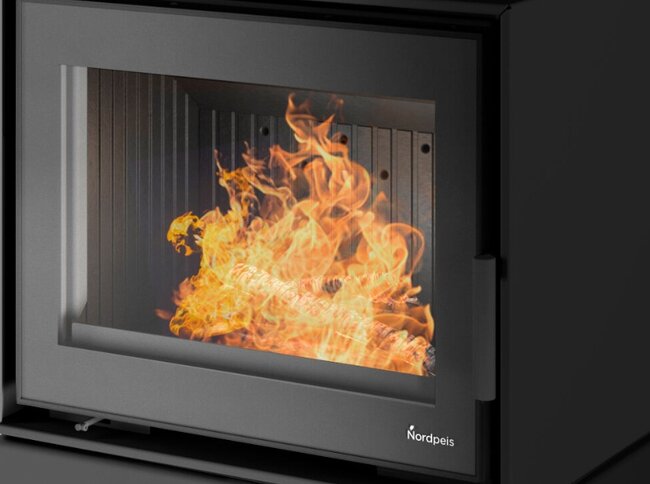 Nordpeis Kaminofen Sintra Steel dunkle Thermotte