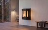 Nordpeis Kaminofen YoU Wall mit Hitzeschutz helle Thermotte