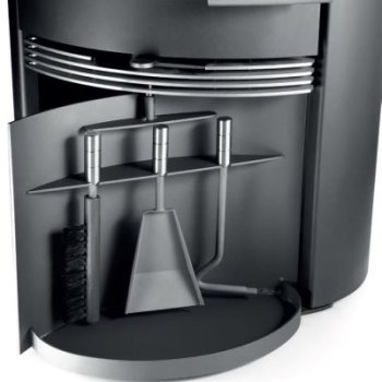 mit Kaminbesteck für Holzfachtür